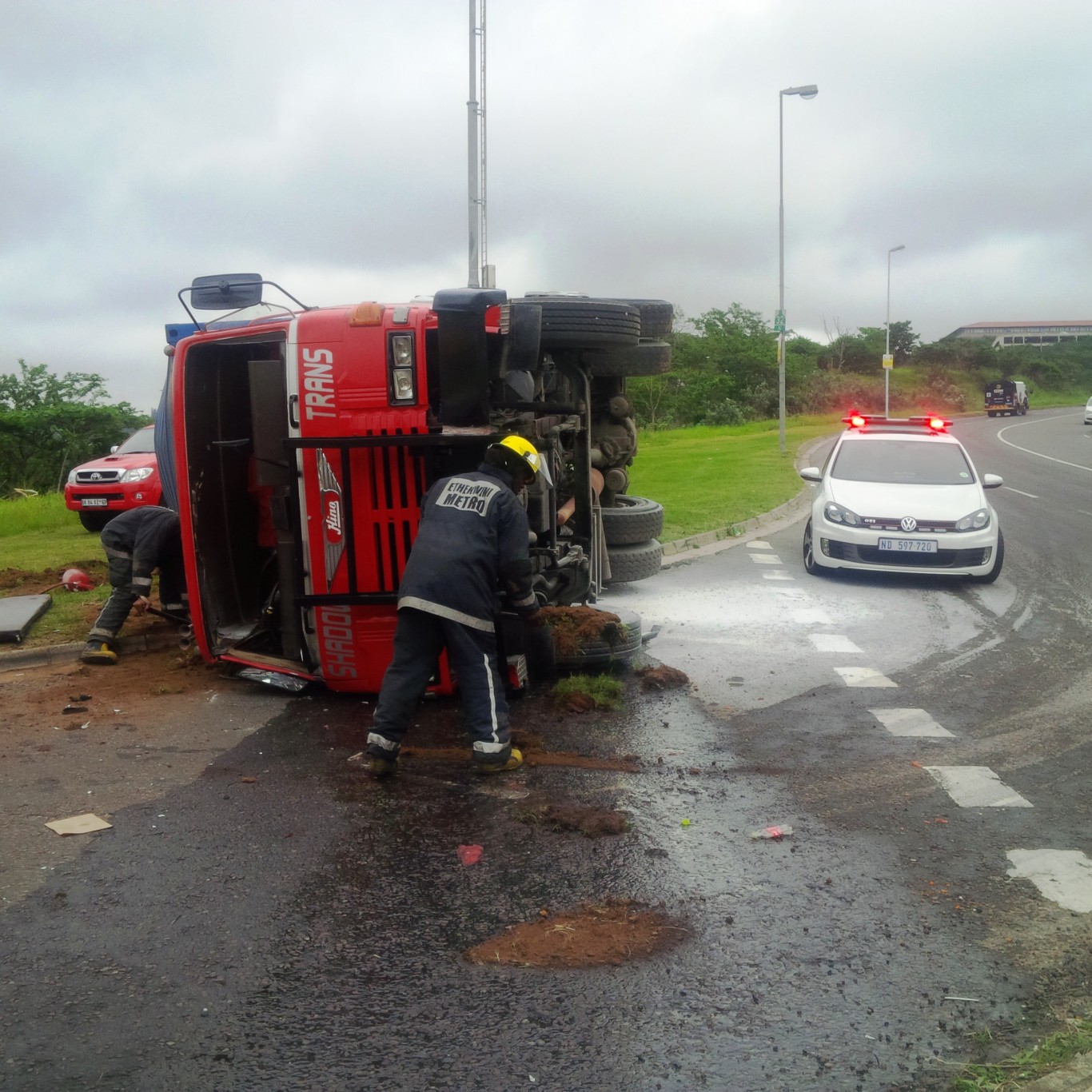 Truck overturns leaving 2 injured on Spine Road near Westville Prison 