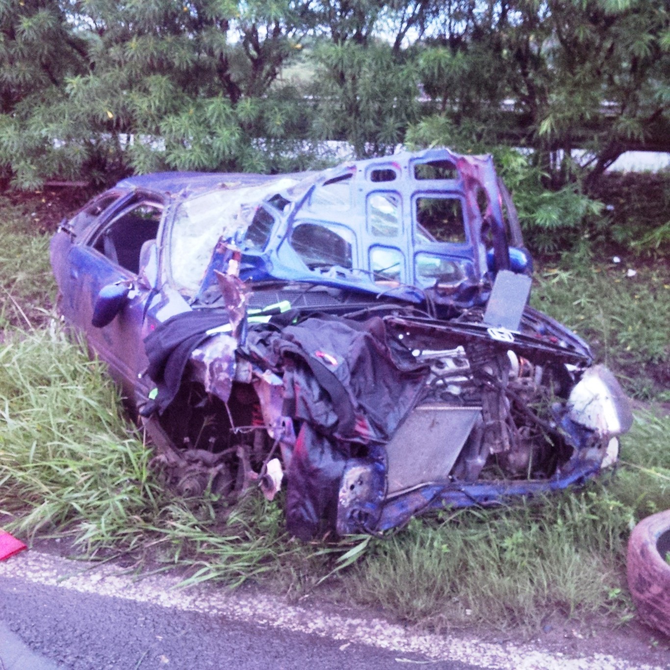 Vehicle rolls leaving 3 injured, 1 serious on the N2 South