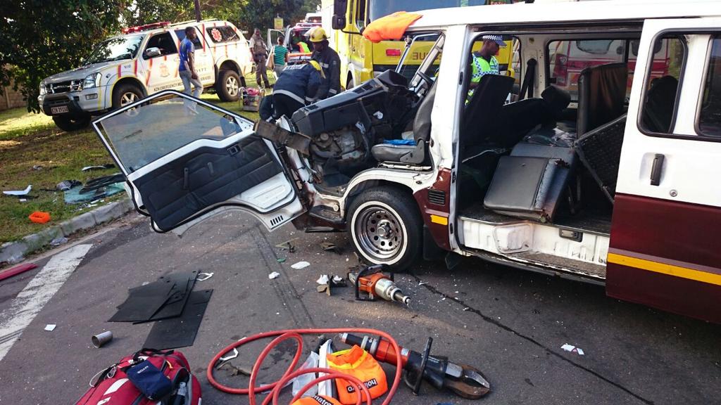 Collision at Underwood and Marrion Crescent intersection in Pinetown leaves 25 injured