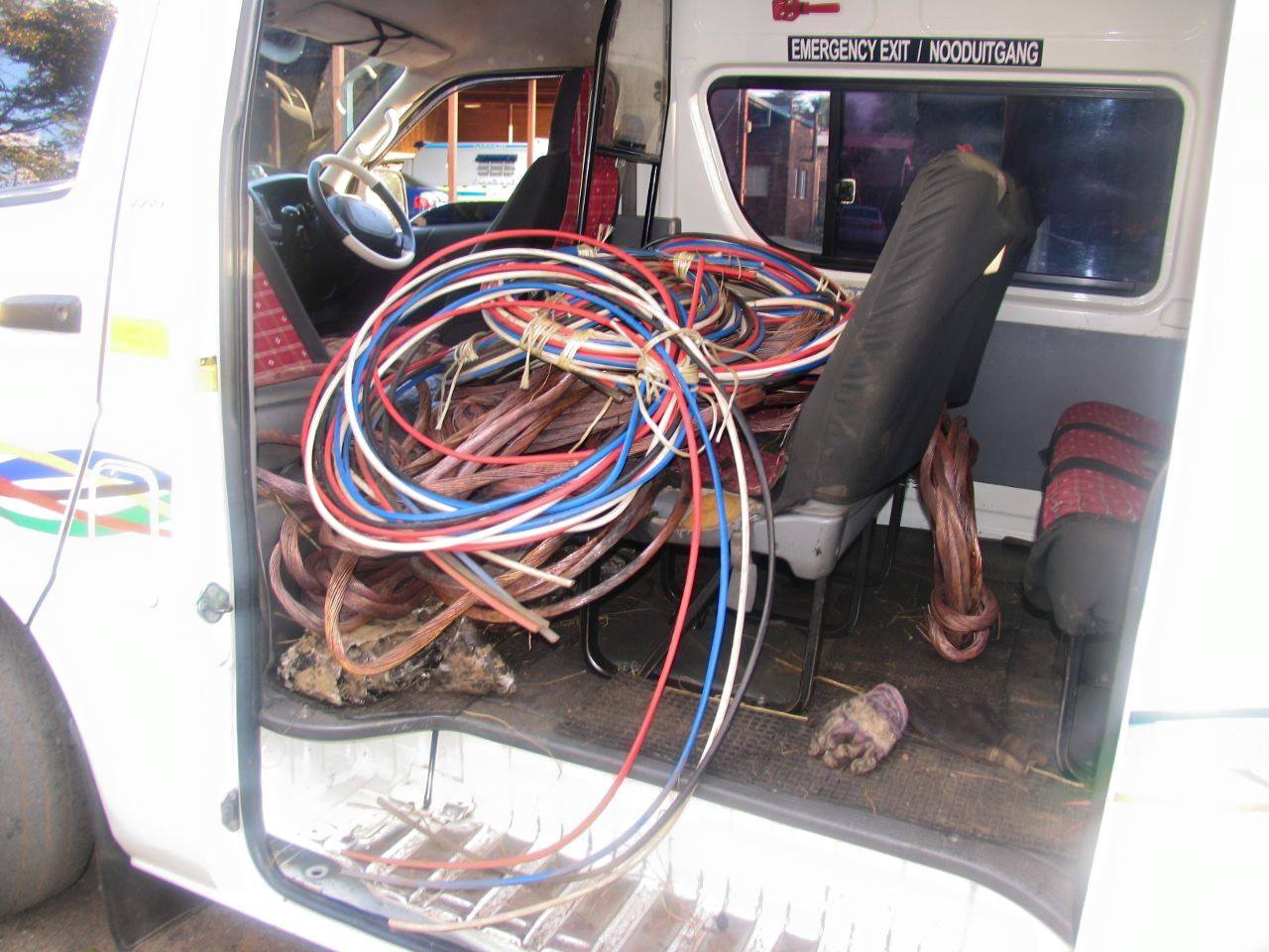 Copper cable thieves arrested in vehicle search near Klerksdorp