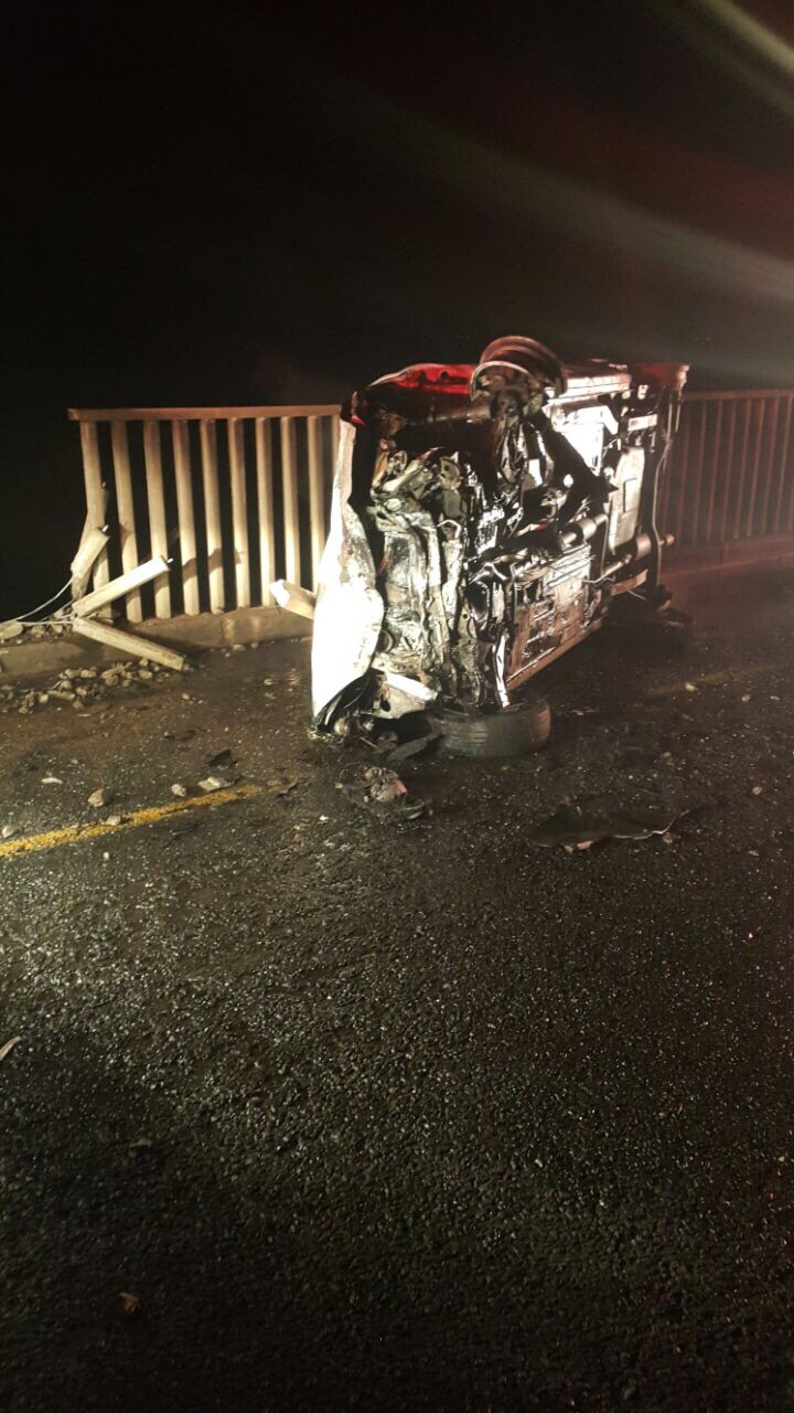 One killed in vehicle rollover on M4 south bound on Tongaat River Bridge