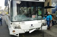 8 Injured in taxi and bus crash