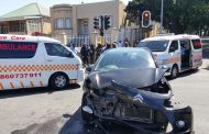 3 Injured in 4 car pile up