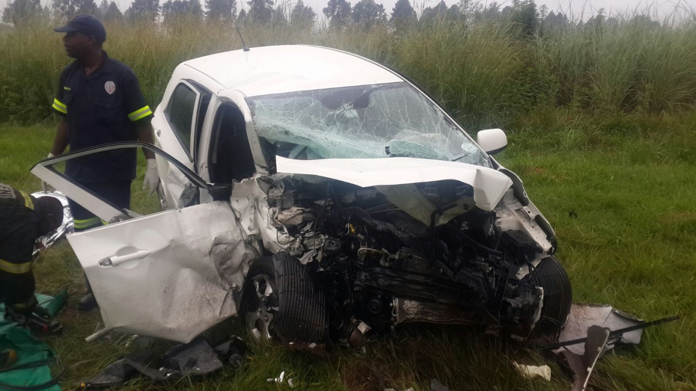 One killed in peak hour collision in Thembisa