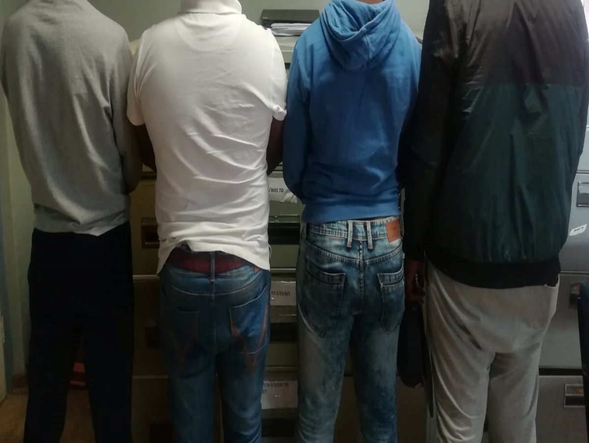 Four robbers nabbed at Hanover