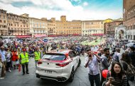 Friday the 17th: a departure in a 1000 Miglia edition dominated by the Quadrifoglio clover logo