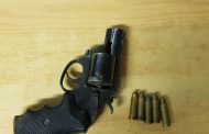 Police apprehend suspect for possession of unlicensed firearm and ammunition