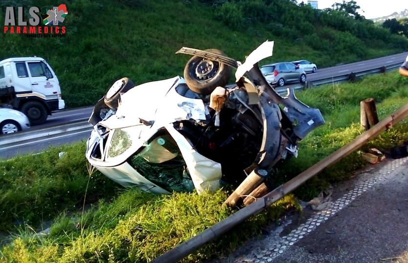 Single vehicle rollover crash on the N2 North Bound before Spaghetti Junction