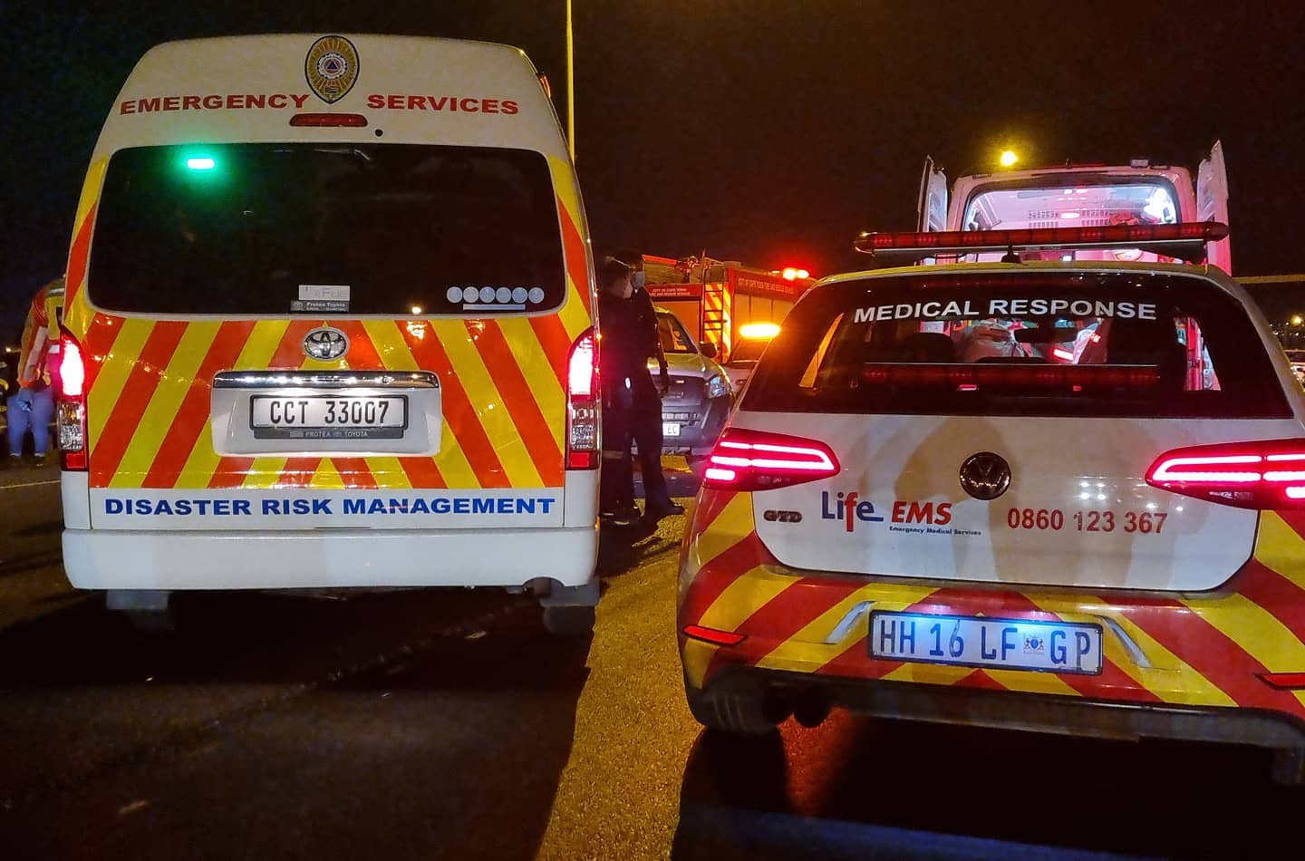 One injured as 2 vehicles collide on the intersection of the N1/M5