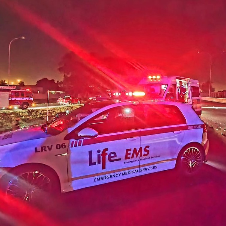 Two fatalities in a collision on the R300, Bellville