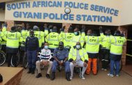 SAPS Giyani hand reflector jackets to Community Policing Forum members