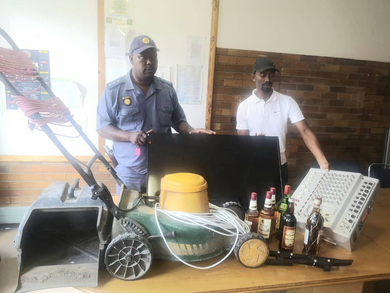 Four men arrested in possession of suspected stolen items