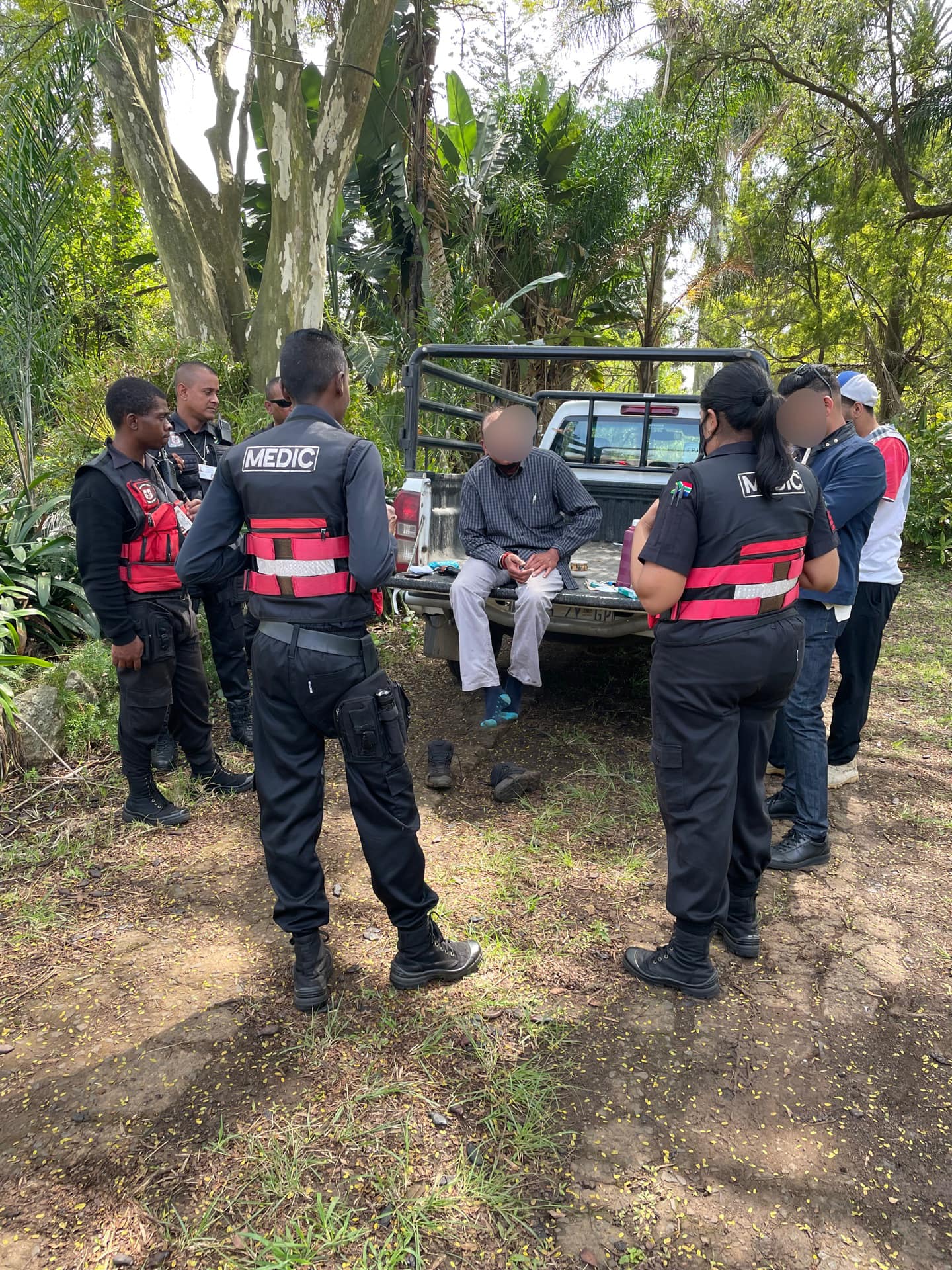 Farmer attacked by armed suspects and a swarm of bees in Canelands