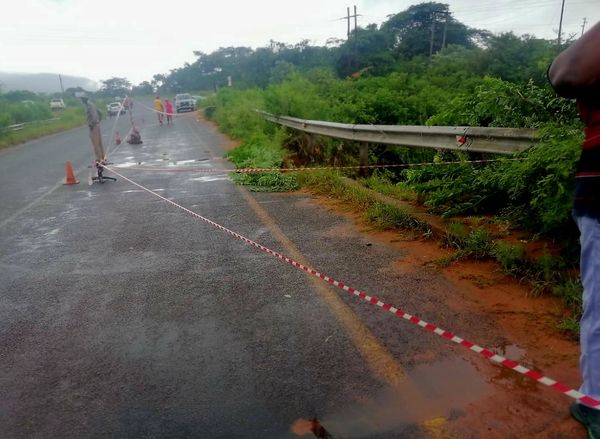 D4689 is partially closed at Mutale river bridge due to damage caused by heavy rain.