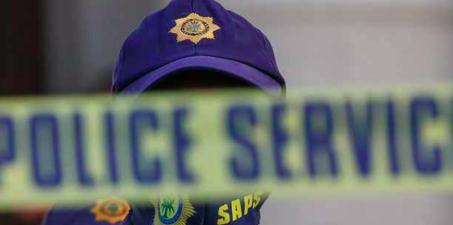 A police officer and a suspect were wounded in a shootout in Parys