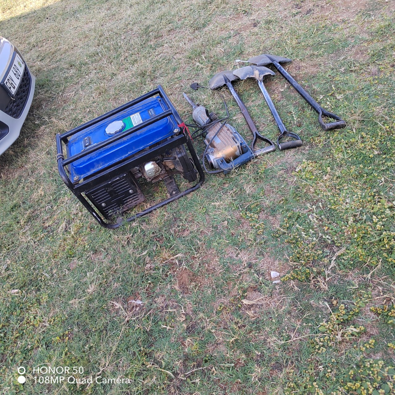 Police confiscate illegal mining equipment, three suspects arrested in Sekhukhune District