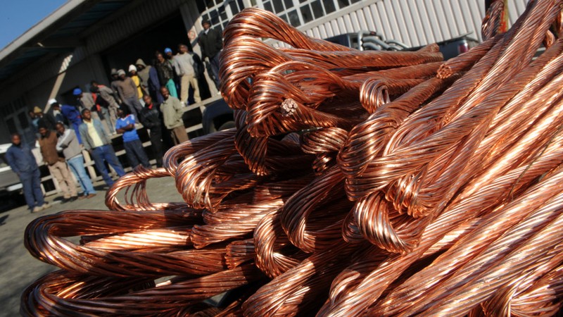 Security guard arrested fellow colleague for possession of suspected stolen copper cables