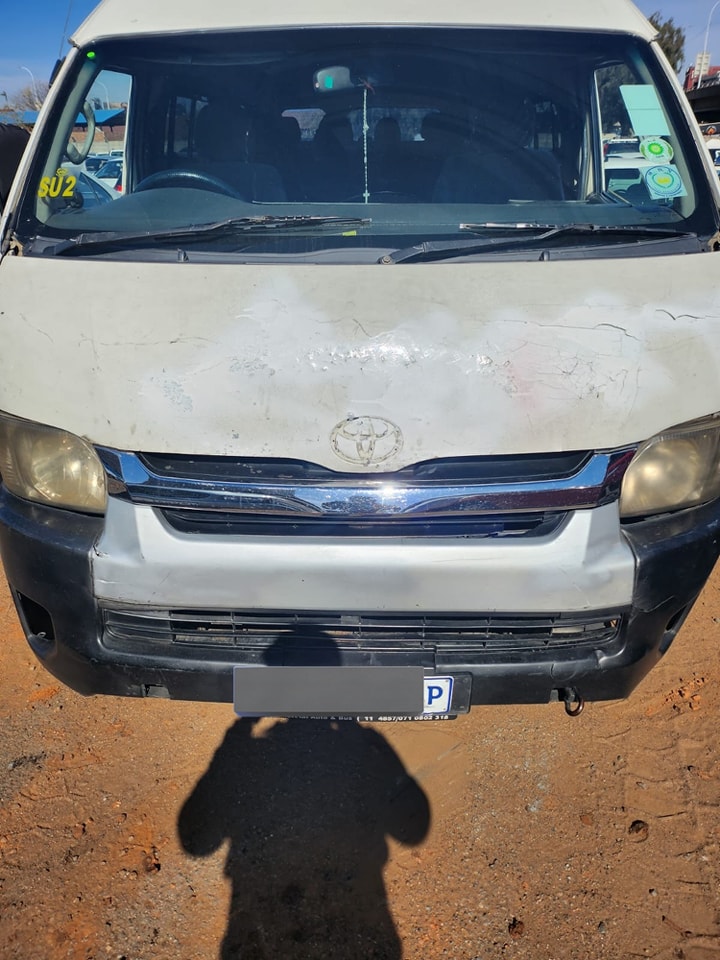 3 Vehicles impounded for numberplate investigation