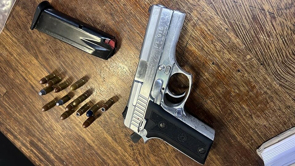 3 Males arrested for Possession of an unlicensed firearm