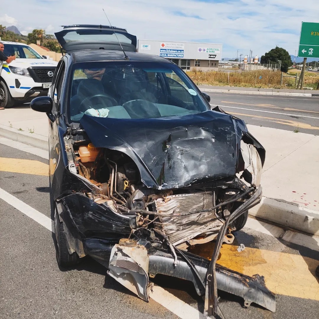 Six people injured in a collision on the R102 Faure Railway Station, Eerste River