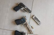 Alert members at Vioolsdrift Border Post discover three suspected illegal firearms