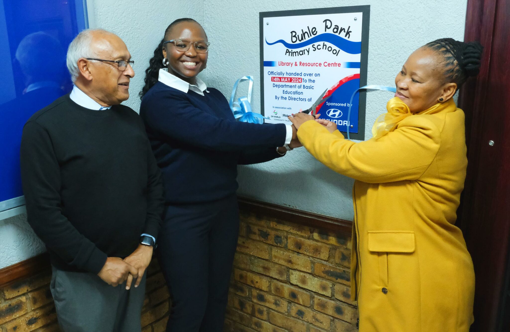 Buhle Park Primary gets a new school library, courtesy of Hyundai