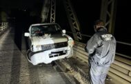 Bakkie crashed into a steel bridge in Caneland