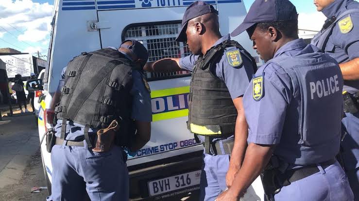 Tzaneen police arrest male suspect in connection with fatal stabbing in Mopye Village