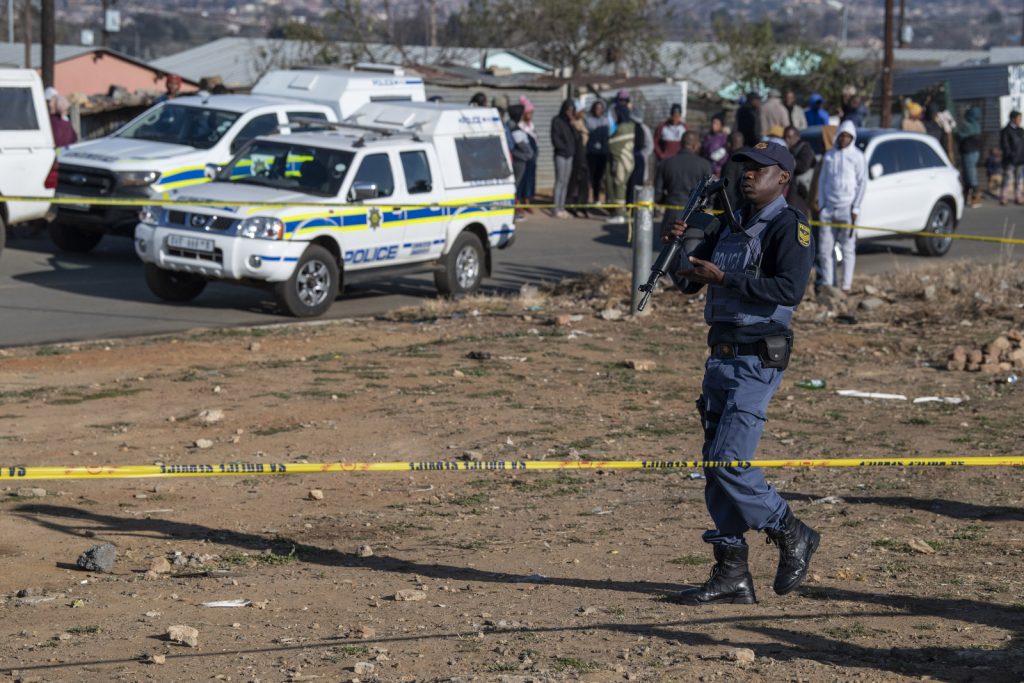 Police in KwaZulu-Natal have launched a massive manhunt for suspects who shot and killed six men in Umlazi