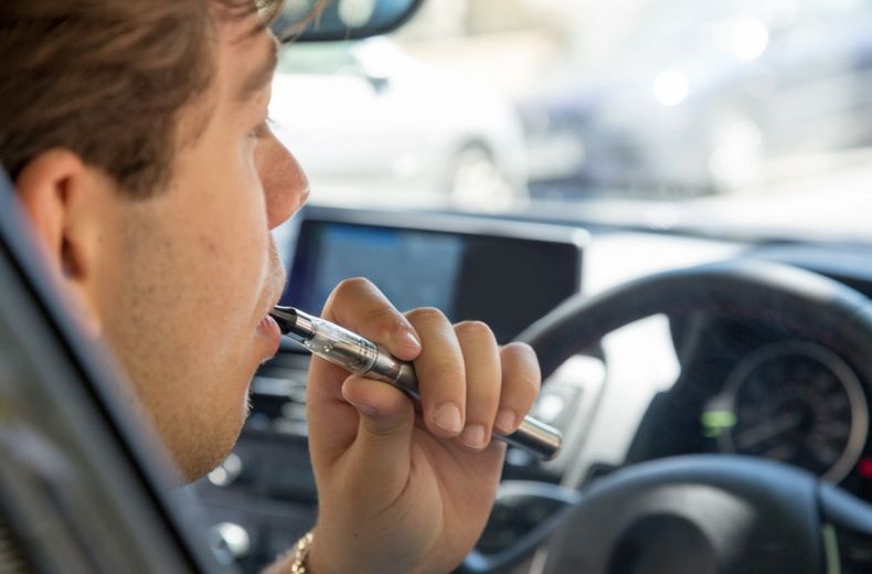 When does vaping behind the wheel get dangerous