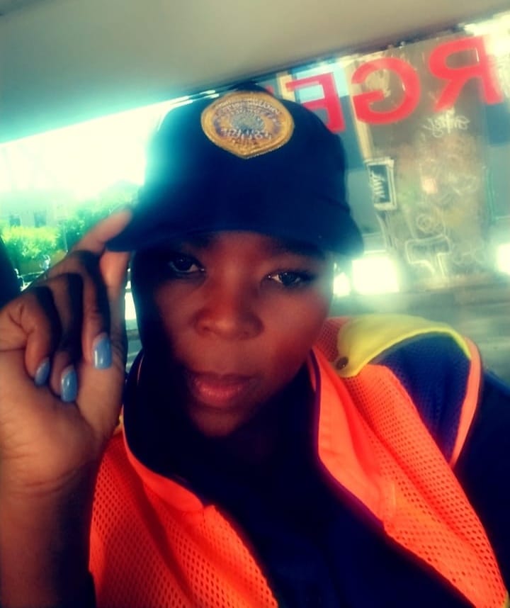 JMPD Officer assists in safe delivery of a baby boy in the Johannesburg CBD