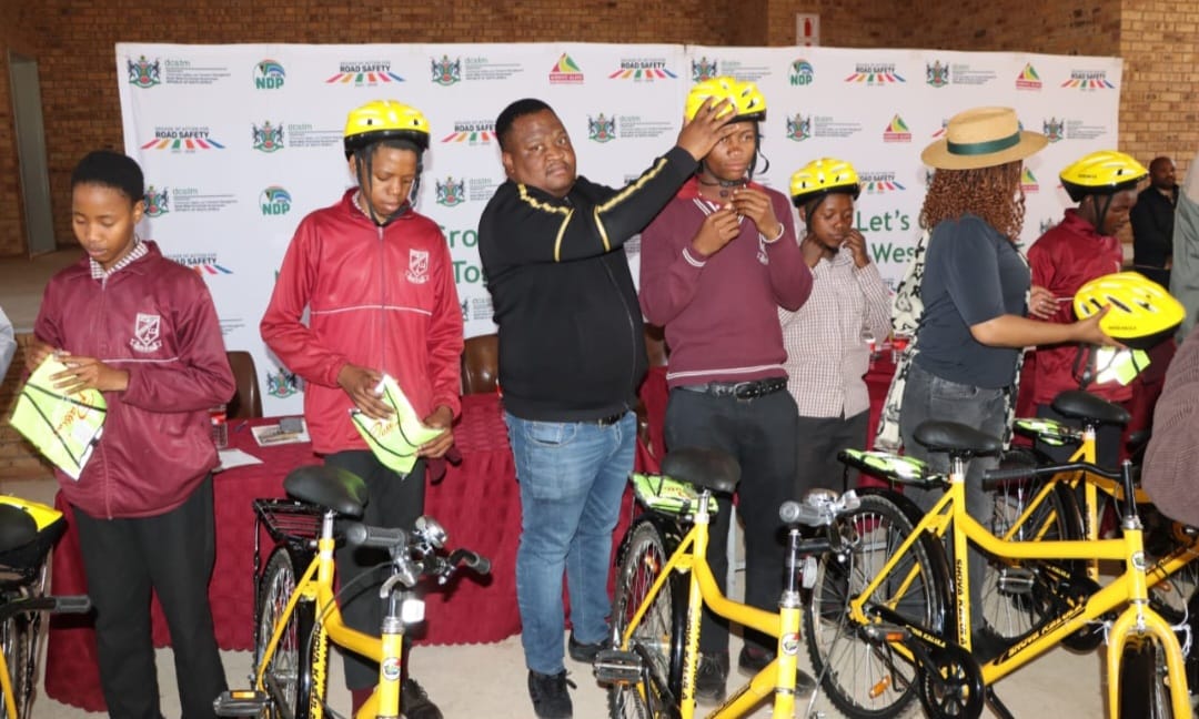 43 learners benefit bicycles from Thuntsa Lerole in Morokwaneng