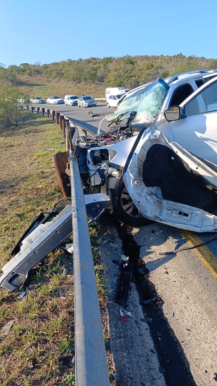 Collision on the N2 just after the Shell garage, Kei Bridge between Butterworth & East London