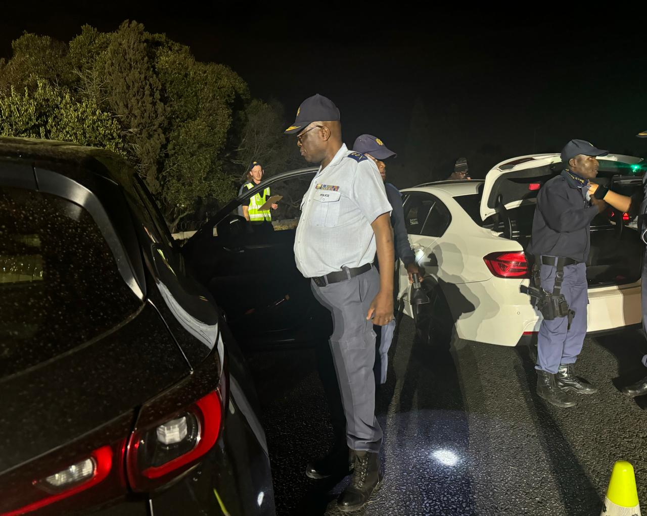 Gauteng Police arrest more than 800 suspects for various offences over the weekend