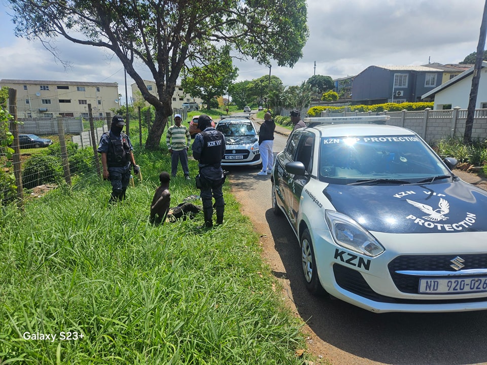 Armed suspect apprehended by members of KZNVIP in the Greenbury Area in Phoenix