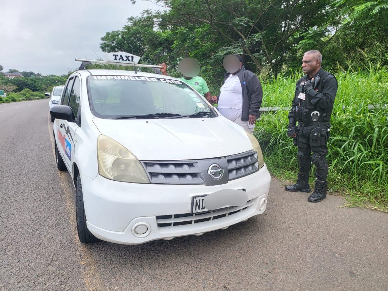 Metered taxi driver fights off robber on the R102 in Canelands