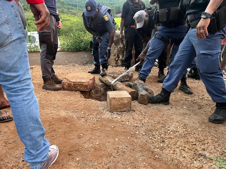 Five decomposed bodies that seem to be of Zama Zamas were recovered at the old abandoned mine situated at corner of the N14 and R28