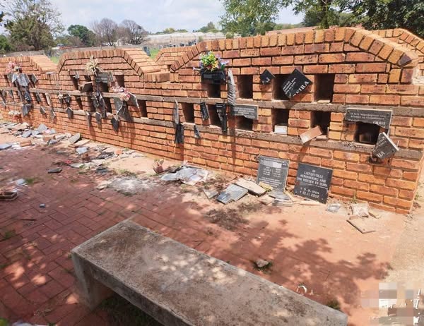 Vandalism at the Bredel cemetery in Kempton Park