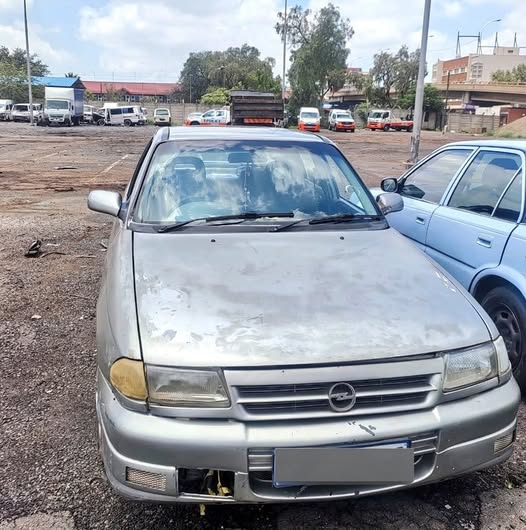 Vehicle impounded for number plate investigation at Anderson & Delvers Street in Johannesburg