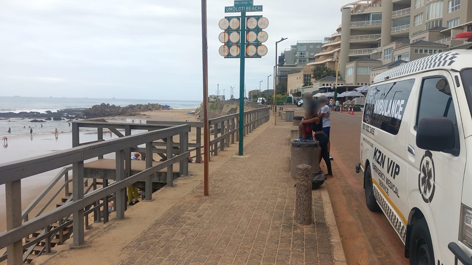 17-Year-Old Female Critical Following a drowning incident this morning at the Umhloti Beach